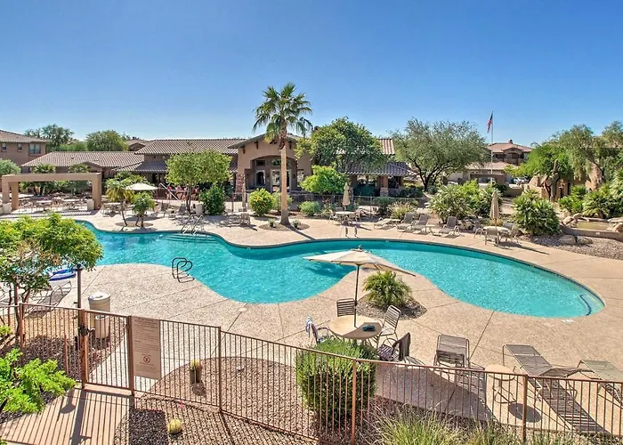 Perks & Private Balcony: Condo! *